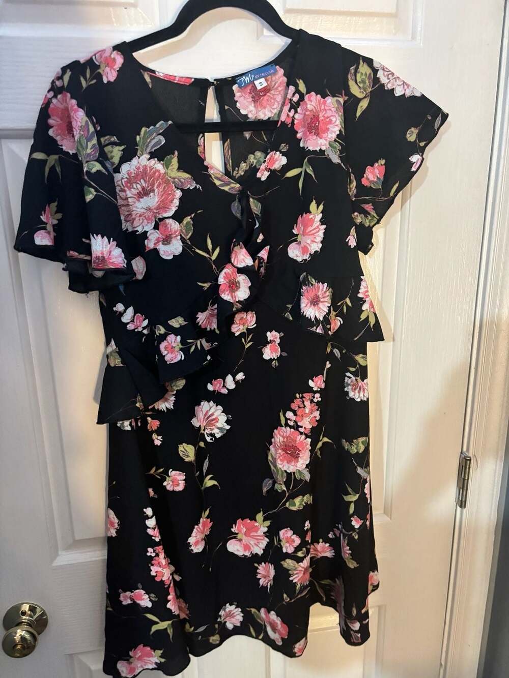 Truly Me Black Floral Print Flutter Sleeve Mini Dress Size S